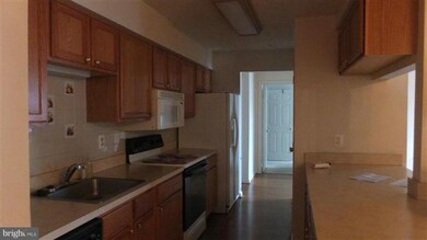 3702 Excalibur Ct unit 302, Bowie, MD 20716 - photo 6