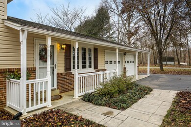 10973 Horseshoe Dr, Frederick, MD 21701 - photo 4
