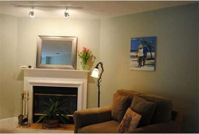 75 Page Rd unit 7, Bedford, MA 01730 - photo 3