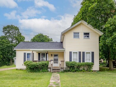 409 E Allegan St-102