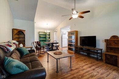 1059 Wild Ivy Trail, Franklin, IN 46131 - photo 5