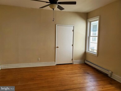 236 W Main St unit 1, Waynesboro, PA 17268 - photo 2