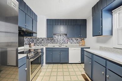 723 Florence Rd, Florence, MA 01062 - photo 7