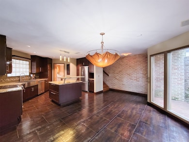 2551 Windsor St, Houston, TX 77006 - photo 5