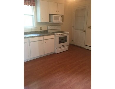 23 Dale St, Holyoke, MA 01040 - photo 6