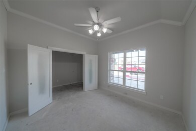 417 Chardonnay Dr, Alvin, TX 77511 - photo 5