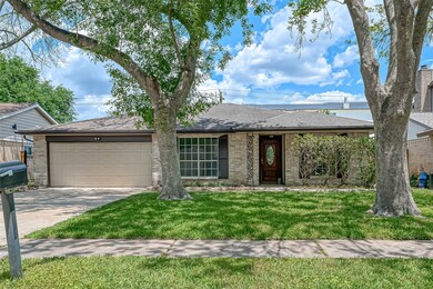 16511 Bougainvilla Ln, Friendswood, TX 77546 - photo 4