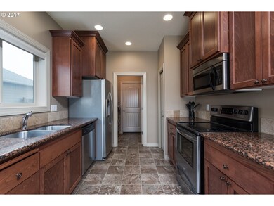 759 Meadowlawn Place, Molalla, OR 97038 - photo 5