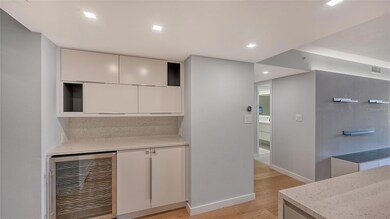 Condo on the Bay 988 unit 311, Sarasota, FL 34236 - photo 4