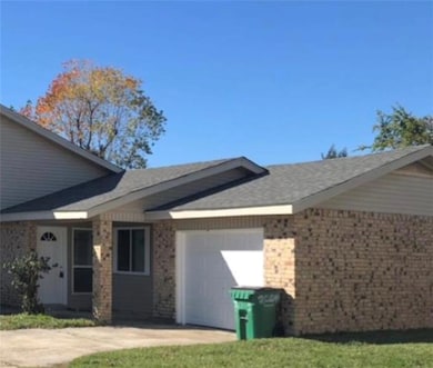 209 Lenzie Dr unit B, La Place, LA 70068 - photo 2