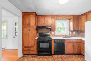 9 Gregory Rd, Holliston, MA 01746 - photo 5