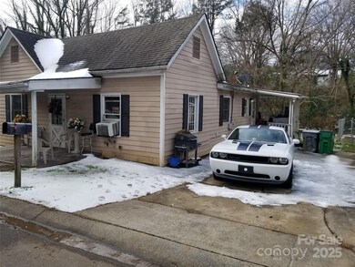 2942 Reid Ave, Charlotte, NC 28208 - photo 2