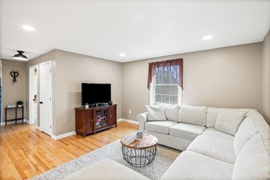 71 Old Worcester Rd, Charlton, MA 01507 - photo 6