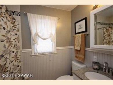 908 Westwood Dr, Alexandria, MN 56308 - photo 4