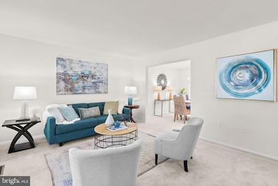 9704 Stanton Hall Ct, Gaithersburg, MD 20882 - photo 7