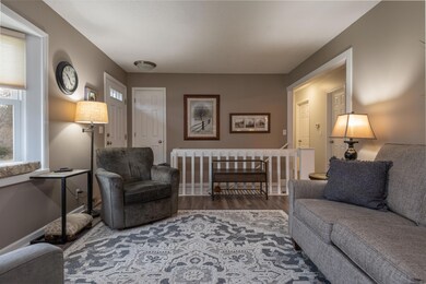 15234_Barry_St-9