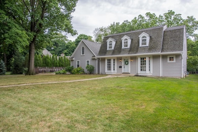 1733 Merrick