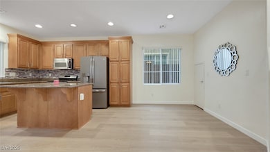 9869 Iris Valley St, Las Vegas, NV 89178 - photo 6