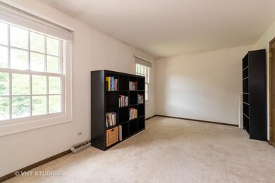 724 Chateaugay Ave, Naperville, IL 60540 - photo 3