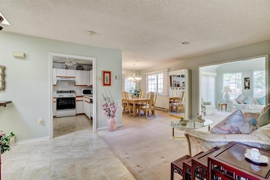 09-Family Room