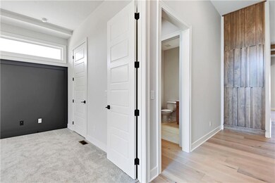 24913 W 98th St, Lenexa, KS 66227 - photo 4