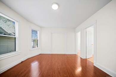 217 Woodlawn Terrace, Waterbury, CT 06710 - photo 6