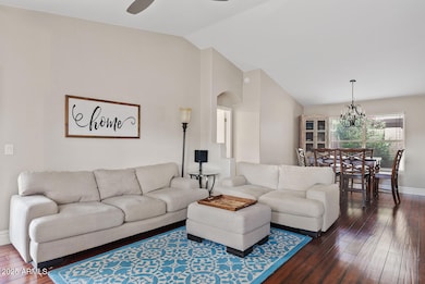 21808 N 48th Place, Phoenix, AZ 85054 - photo 4