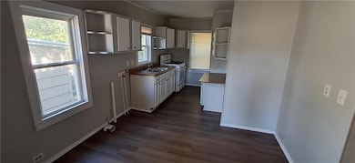 1317 N 15th St, Saint Joseph, MO 64501 - photo 7