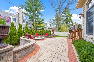 718 S Loomis St, Naperville, IL 60540 - photo 5