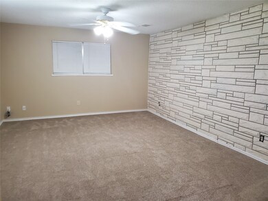 154 Winding Way S, Bay City, TX 77414 - photo 2