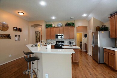 30931 Sundance Woods Ct, Spring, TX 77386 - photo 2