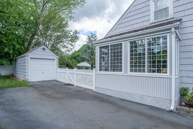 293 Fair St, Warwick, RI 02888 - photo 2