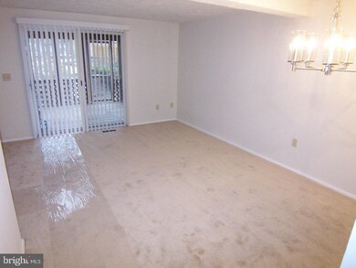 99 Stillwood Cir, Nottingham, MD 21236 - photo 6