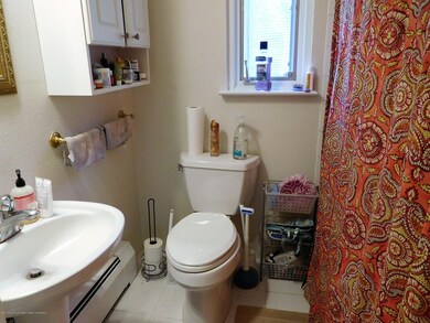 182 Manor E unit 182, Red Bank, NJ 07701 - photo 7