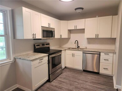 103 Spruce Ln, Windsor, MO 65360 - photo 2