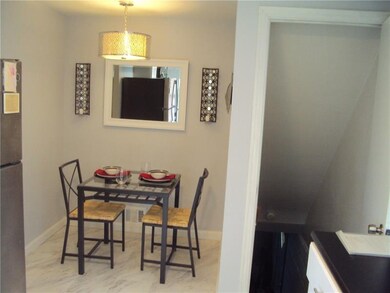 Eat-In-Kitchen in addition to the formal dining ro