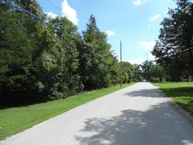Tracy Ln Frontage 2