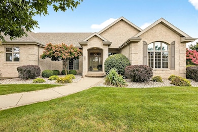 4351 N Sugar Maple Ln, Appleton, WI 54913 - photo 2