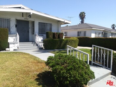 2308 Hillcrest Dr, Los Angeles, CA 90016 - photo 2