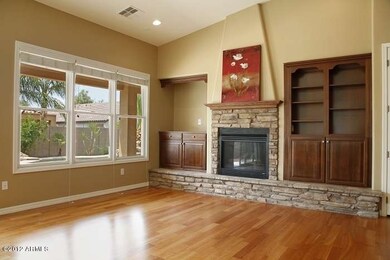 FamilyRoom_5048