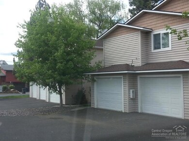 409 NE Dekalb Ave, Bend, OR 97701 - photo 3
