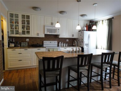 2875 Tremont St, Philadelphia, PA 19136 - photo 7