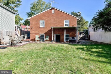 919 Lincoln Ave, Falls Church, VA 22046 - photo 2