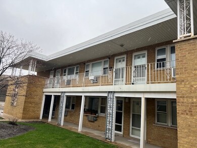 4753 25th Ave unit 18, Schiller Park, IL 60176 - photo 2