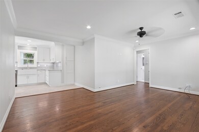 5206 De Lange Ln, Houston, TX 77092 - photo 2