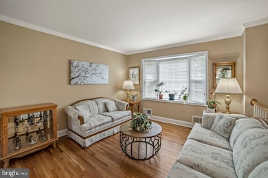 217 Rolling Rd, Gaithersburg, MD 20877 - photo 6