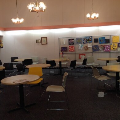 422 N Prospect St, Wheaton, IL 60187 - photo 5