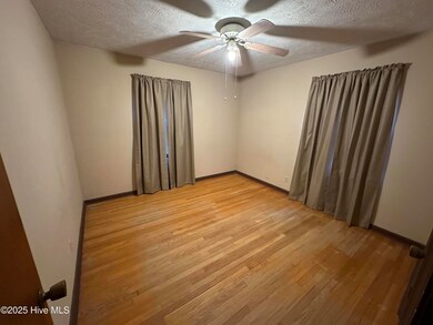 1751 S Carolina 385, Bennettsville, SC 29512 - photo 5