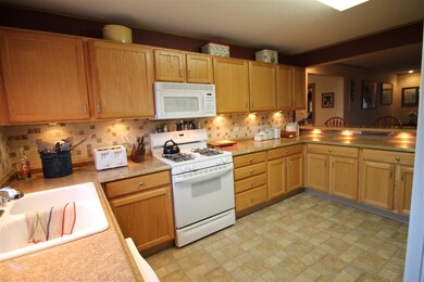 42 N Union Rd, Brooklyn, WI 53521 - photo 7