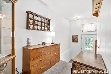 7-web-or-mls-A7408778